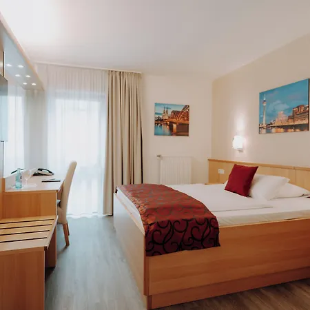 Hotel Am Wald 3*